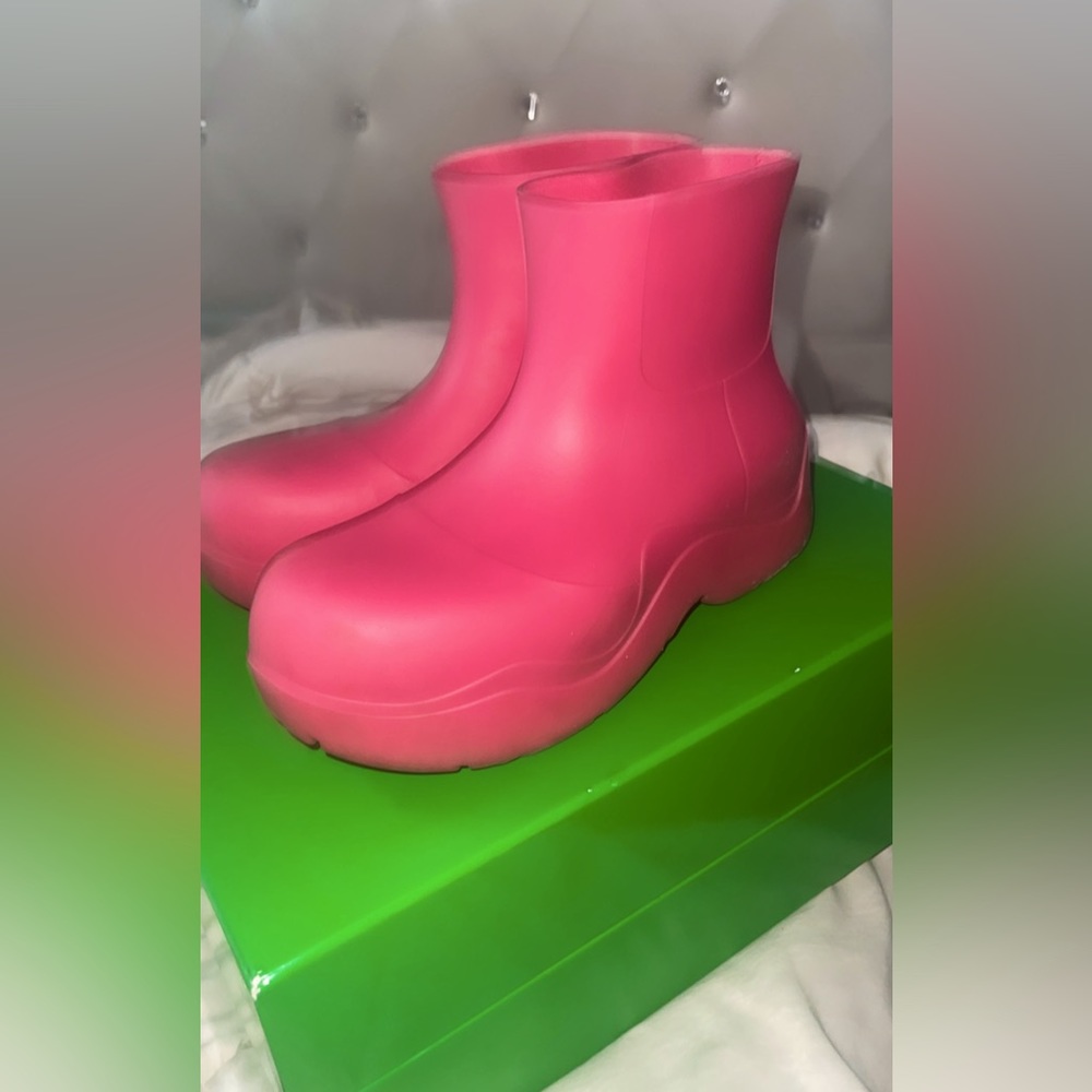 Bottega Boots in Pink (RARE)